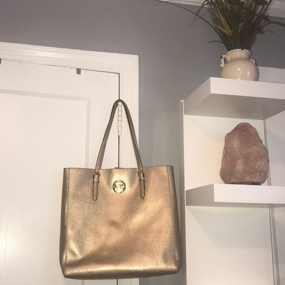 Michael Kors tote